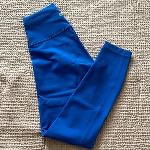 Lululemon Wunder trains